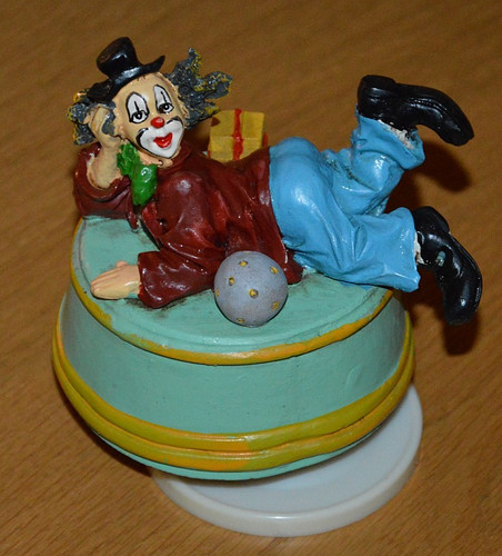 Alte spieluhr mit clown - alte,